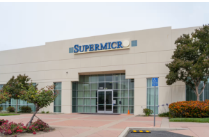 Cổ phiếu Super Micro Computer lao dốc do lợi nhuận thấp hơn dự đoán