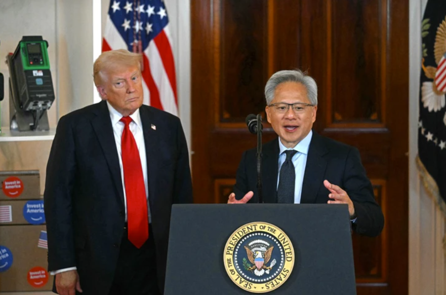 Nvidia sẽ chia cho chính quyền Trump lợi nhuận chip AI bán sang Trung Quốc